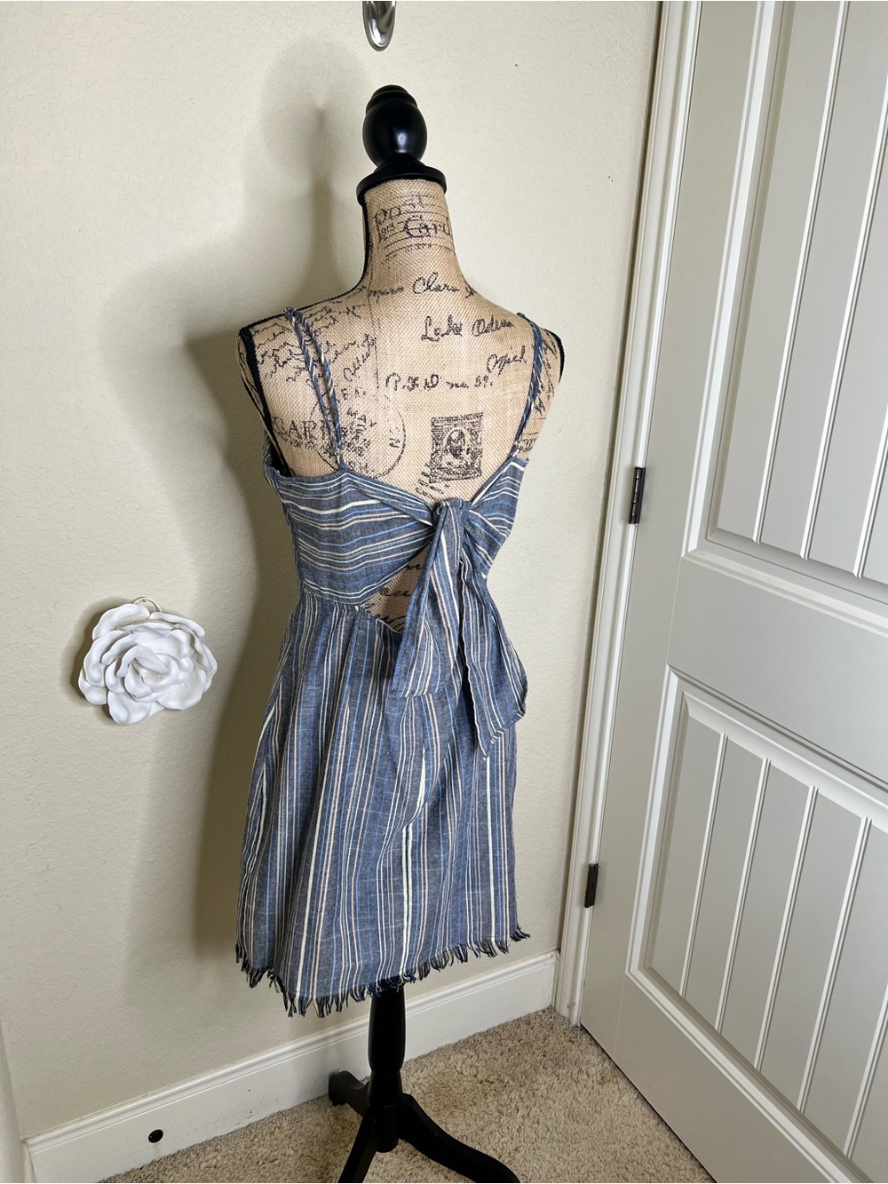 NTM: American Threads Blue Striped Tie Back Mini Dress Open Back Size Large - Picture 14 of 15